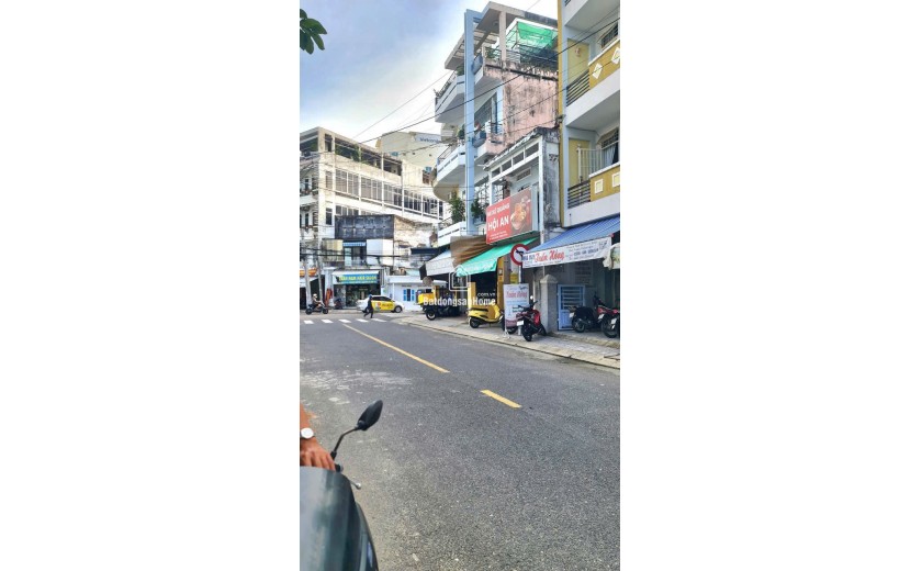 Bán nhà 3 tầng đường lớn Đào Duy Từ – gần Thống Nhất – sổ hồng riêng